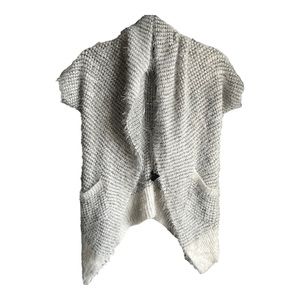 XOXO y2k Sweater Shrug silver white gorgeous CARDIGAN